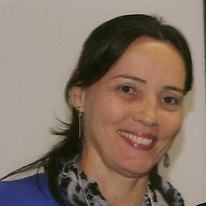 DÉA LÚCIA GUIMARÃES FREIRE SALES