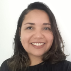 LUCIANA DA CUNHA CRUZ